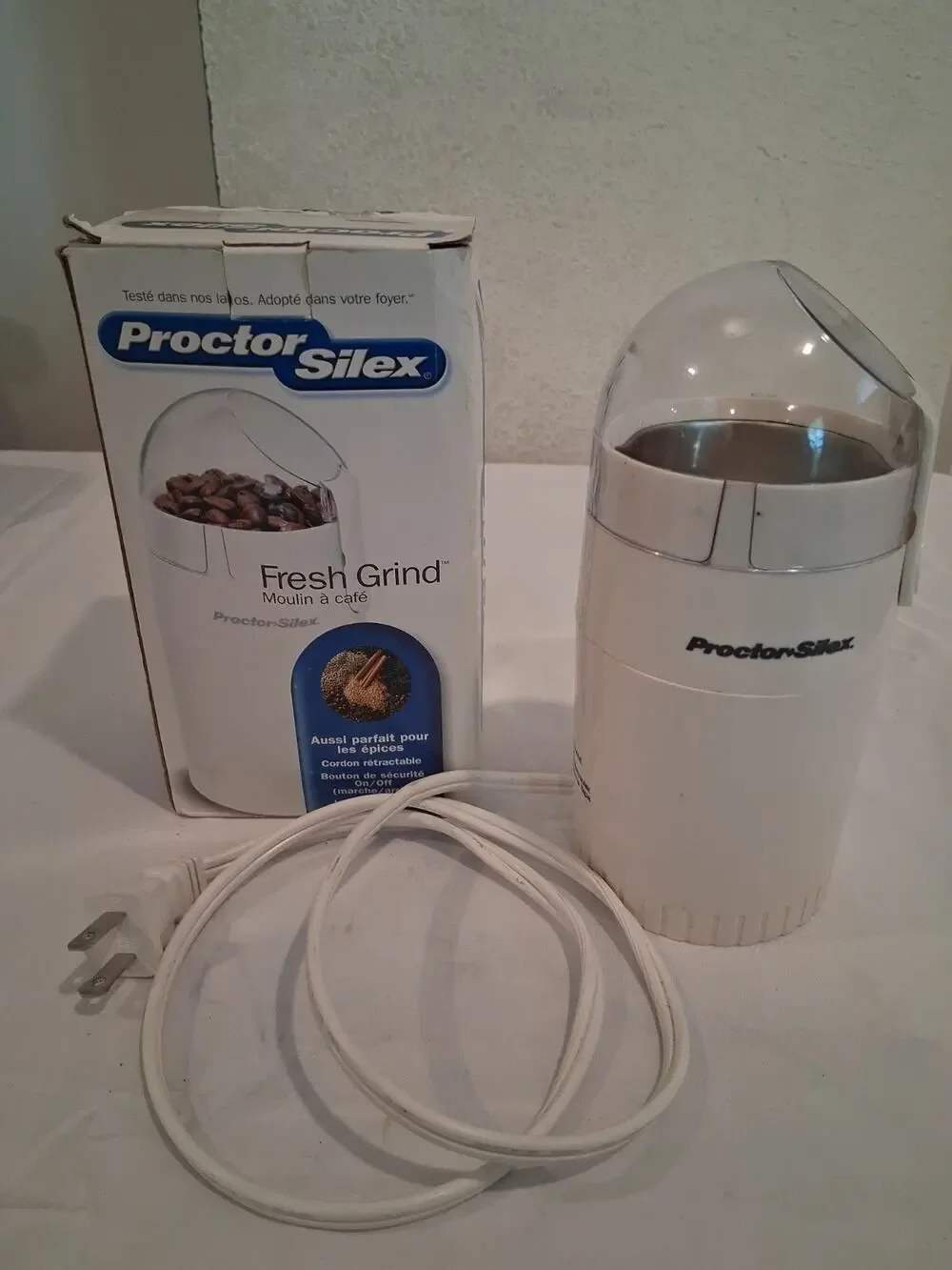 Proctor Silex Fresh Grind E160BY Electric Coffee Grinder White Tested With Box